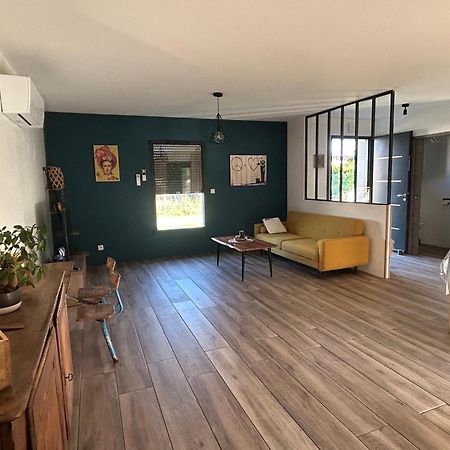 CoutrasMaison Individuelle Cloturee别墅 外观 照片